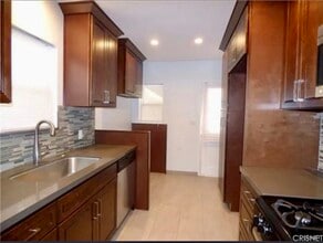 7723 Wish Ave in Van Nuys, CA - Building Photo - Building Photo