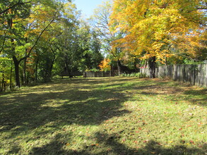 16 Lower West St, Unit 2 in Annandale, NJ - Building Photo - Building Photo