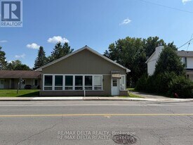 2248 Laval Rd in Clarence-Rockland, ON - Building Photo