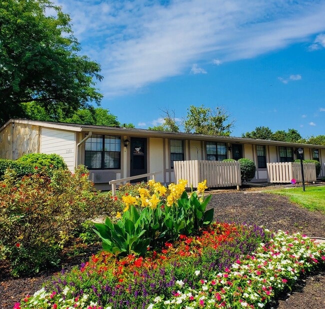 Barrington in Clarkston, GA - Building Photo - Building Photo