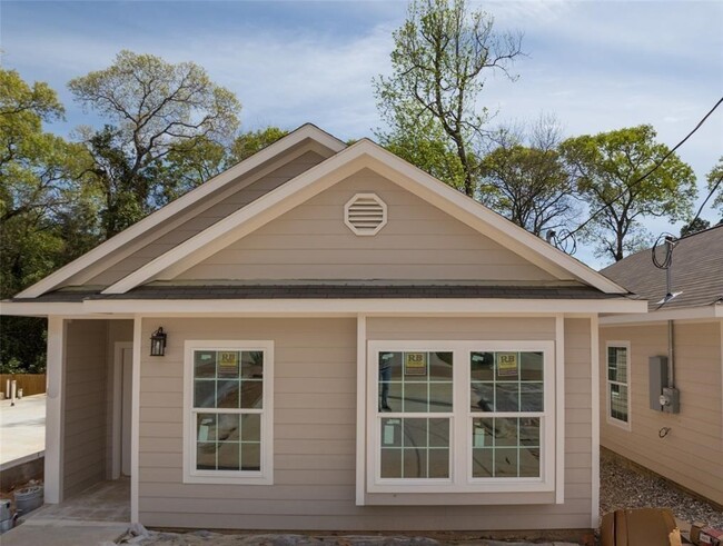 property at 16917 Glenheath St
