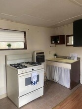 1249 Bausher Ave NW in Canton, OH - Building Photo - Building Photo