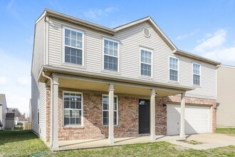 8906 Squire Boone Ct in Indianapolis, IN - Building Photo - Building Photo