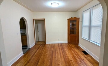 1636 Manz St in Muskegon, MI - Building Photo - Building Photo