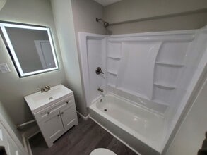 102 S 13th St in Allentown, PA - Building Photo - Building Photo