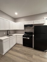 174 Wilkinson Ave, Unit 1 in Jersey City, NJ - Building Photo