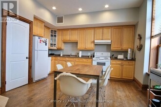 68 Hurontario St in Collingwood, ON - Building Photo - Building Photo