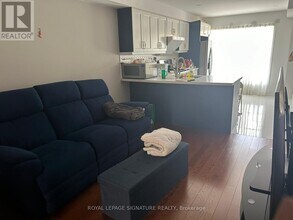 11 Exchequer Pl in Toronto, ON - Building Photo - Building Photo