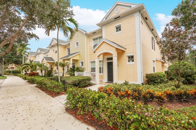 826 Dakota Dr in Jupiter, FL - Building Photo - Building Photo
