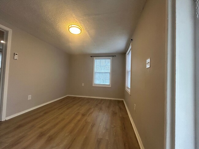 814 Crutcher St in Springdale, AR - Building Photo - Building Photo