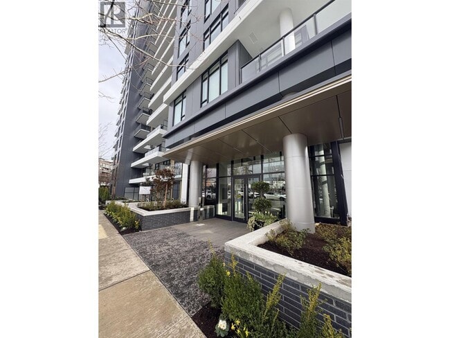 property at 6138 Birney Ave