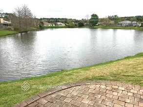 11572 Twin Oaks Dr in Jacksonville, FL - Foto de edificio - Building Photo