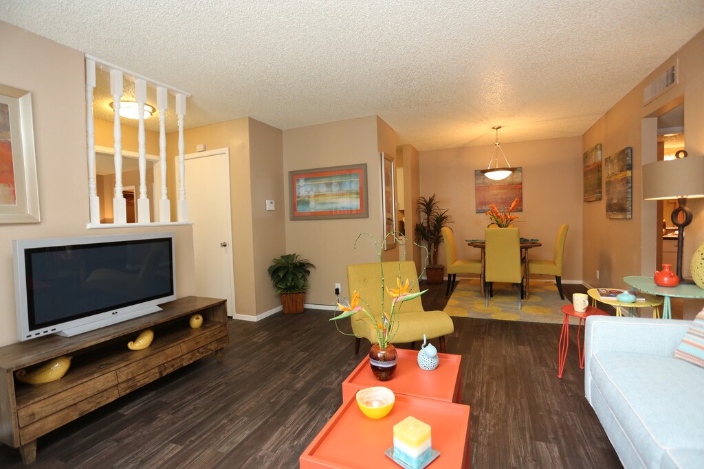 Ridge at Southcross Apartments in San Antonio, TX