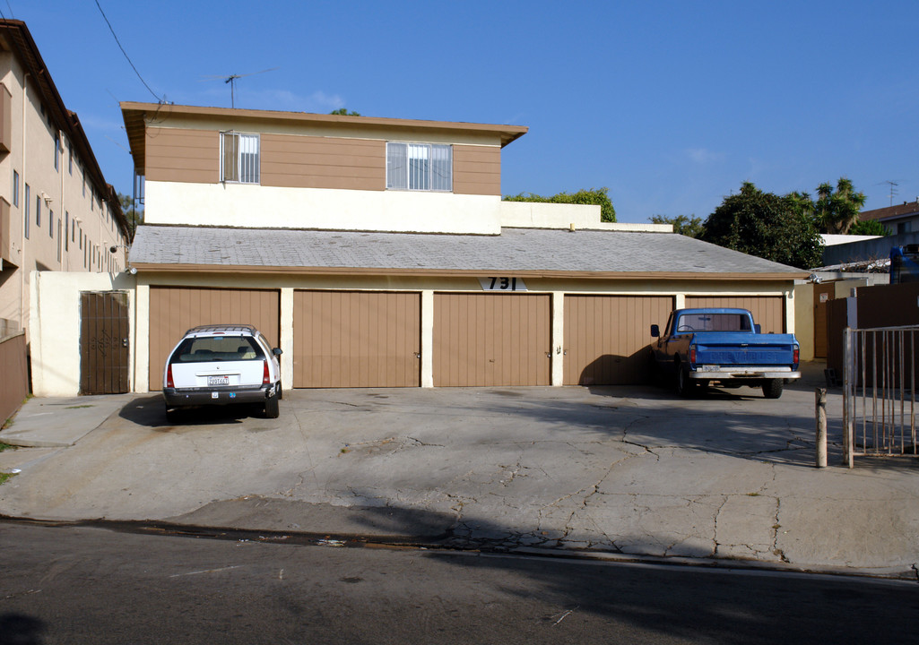 731 W Hyde Park Blvd in Inglewood, CA - Building Photo