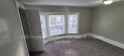 7523 Aetna Rd in Cleveland, OH - Building Photo - Building Photo