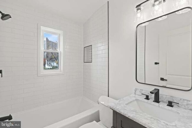 property at 10 E Taylor Run Pkwy