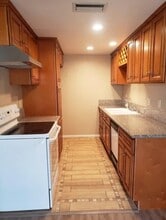 23430 Sunset Crossing Rd, Unit B in Diamond Bar, CA - Building Photo - Building Photo