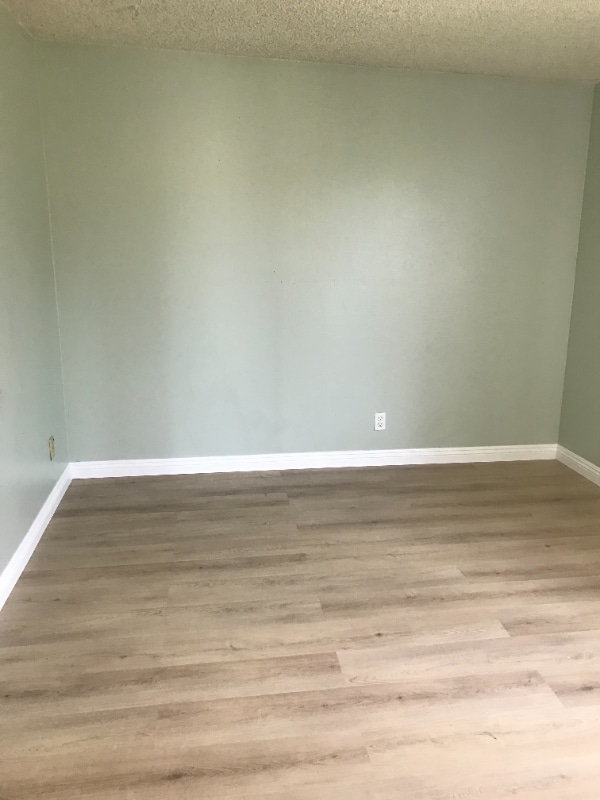 property at 714 S Barbara St