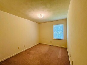 2500 Ridge Rd in Blacksburg, VA - Building Photo - Building Photo