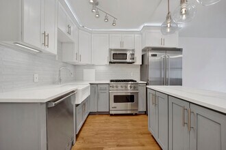 1000 N Lake Shore Dr in Chicago, IL - Building Photo - Building Photo