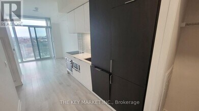 33-1533 Helendale Ave in Toronto, ON - Building Photo - Building Photo