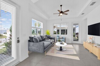 512 Landshark Blvd in Daytona Beach, FL - Building Photo - Building Photo