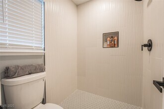 3220 Shoreheight St in Las Vegas, NV - Building Photo - Building Photo
