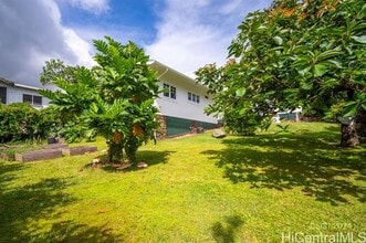 2716 Aolani Pl in Honolulu, HI - Building Photo - Building Photo