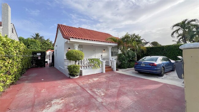 property at 1950 SW 5th St