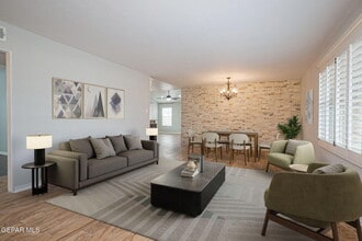 8208 Edgemere Blvd in El Paso, TX - Building Photo - Building Photo