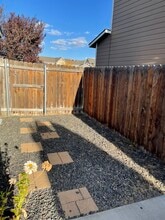 8013 W 6th Ave in Kennewick, WA - Building Photo - Building Photo