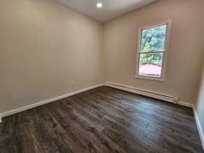 7 Davidson St in Clifton, NJ - Building Photo - Building Photo