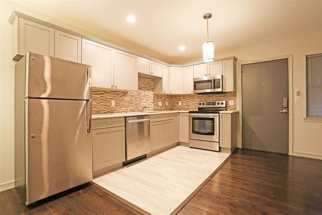 property at 4737 Aftonshire Dr