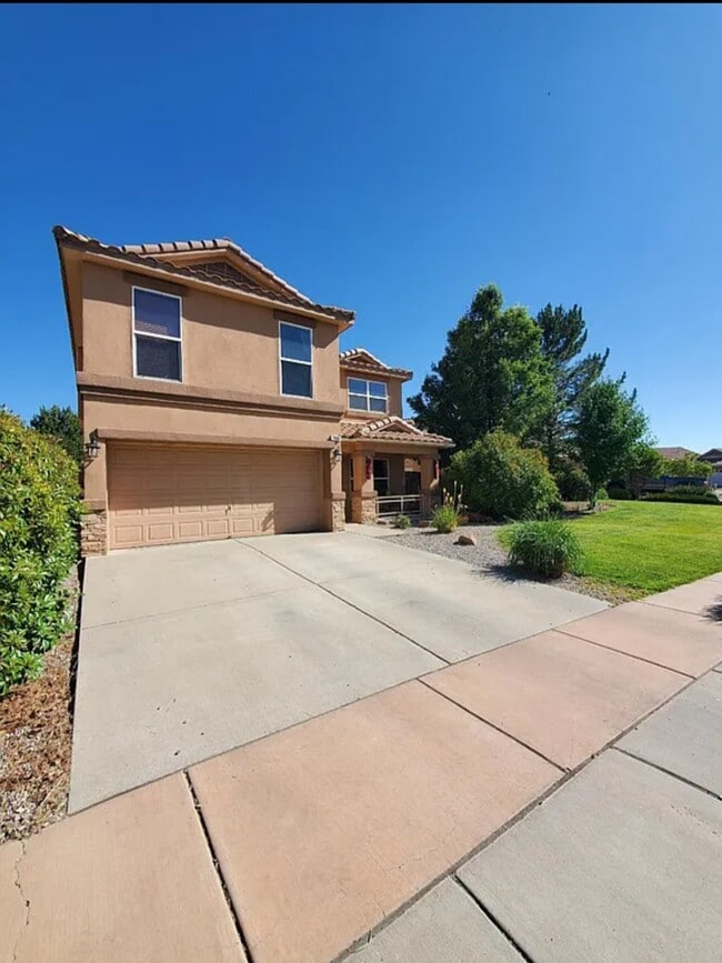 7409 Sidewinder Dr NE in Albuquerque, NM - Building Photo - Building Photo