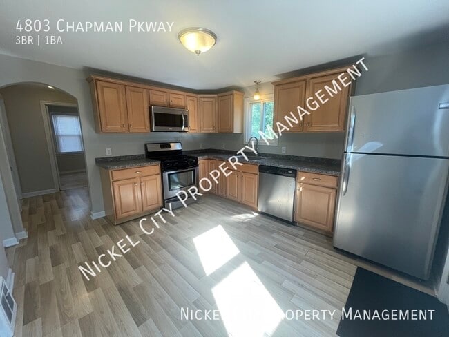 4803 Chapman Pkwy in Hamburg, NY - Building Photo - Building Photo