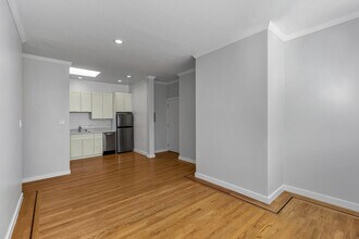 1369 Hyde in San Francisco, CA - Foto de edificio - Building Photo