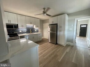 802 E Elm St in Conshohocken, PA - Building Photo - Building Photo