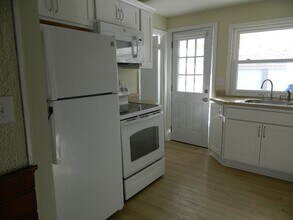 1046 Grace St in Erie, PA - Building Photo - Building Photo
