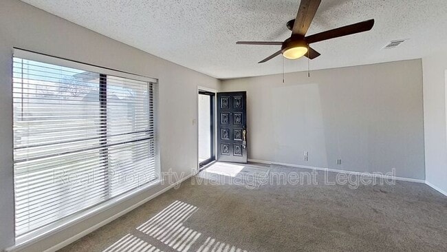 821 W Woodard St in Denison, TX - Building Photo - Building Photo