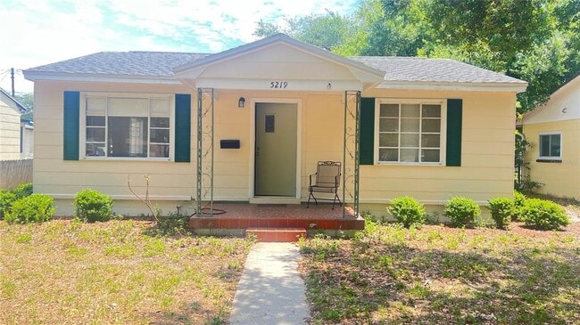 5219 Dr M.L.K. Jr St N
