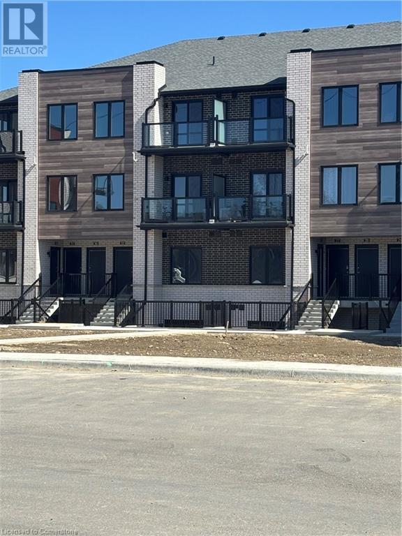 10 S Creek Dr in Kitchener, ON - Building Photo - Building Photo