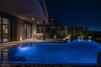 810 Dragons Eye Dr in Henderson, NV - Building Photo - Building Photo