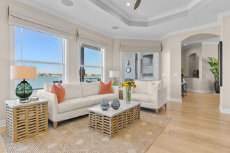 7815 9th Ave S in St. Petersburg, FL - Building Photo - Building Photo
