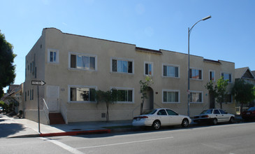 6209-62171/2 Rugby Ave in Huntington Park, CA - Foto de edificio - Building Photo