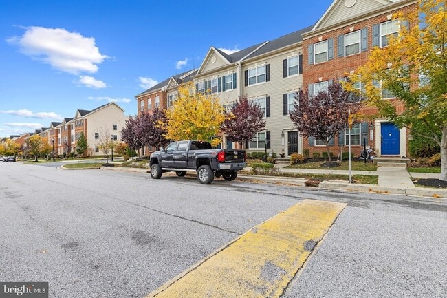 7035 Southmoor St in Elkridge, MD - Foto de edificio - Building Photo