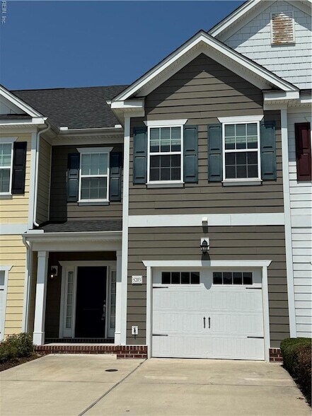 5203 Lombard St in Chesapeake, VA - Building Photo