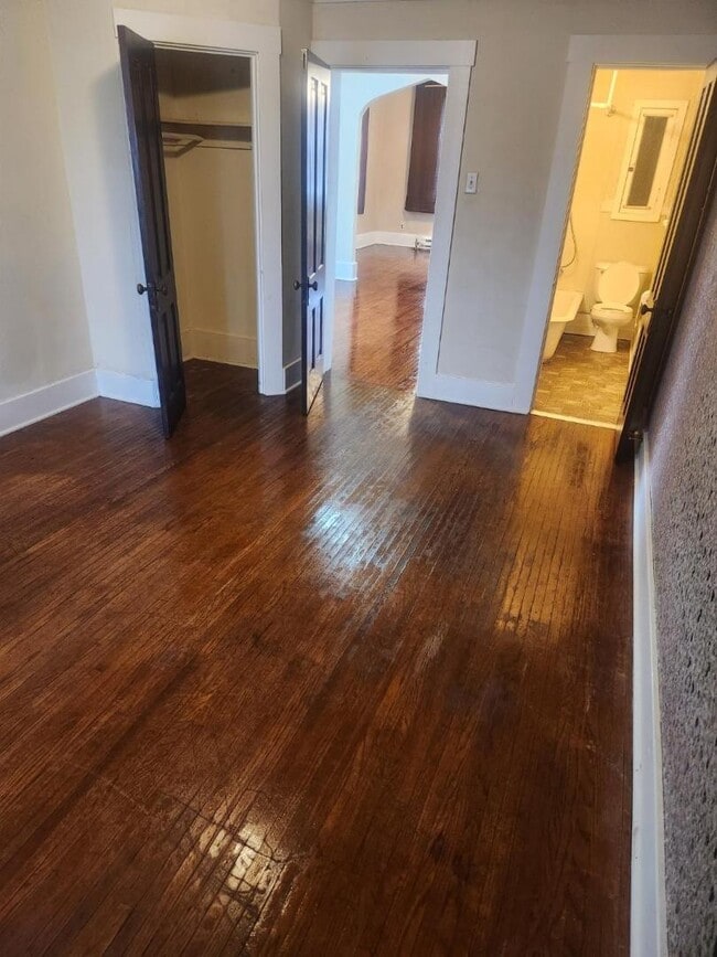 900 Rhomberg Ave in Dubuque, IA - Building Photo - Building Photo