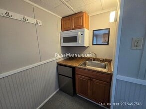 18 Main Rd in Holden, ME - Building Photo - Building Photo