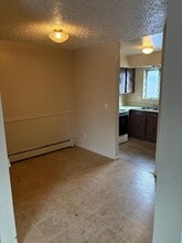 350 Gahart Dr, Unit Unit 4 in Colorado Springs, CO - Building Photo - Building Photo