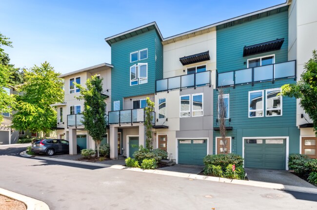 3601 NE 146th Pl in Shoreline, WA - Building Photo - Building Photo